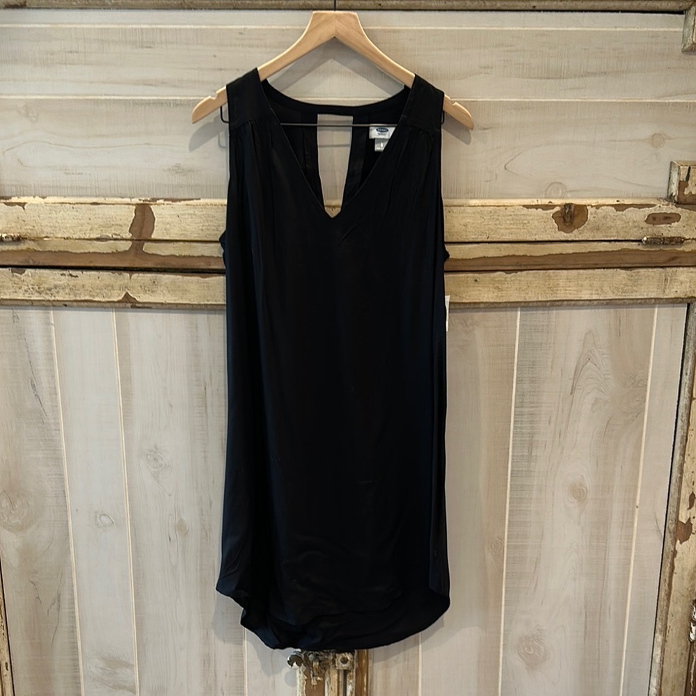 Old Navy Black Midi Dress